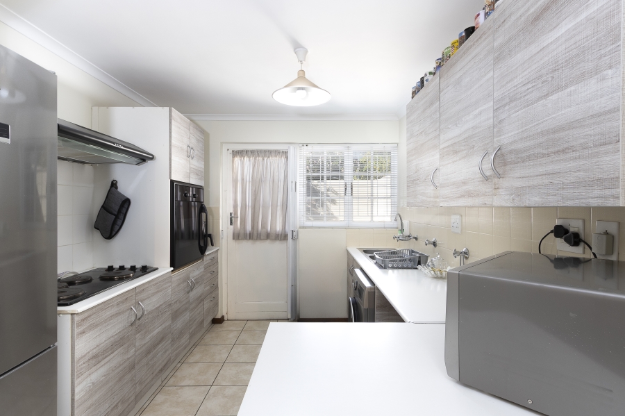 To Let 3 Bedroom Property for Rent in Helena Heights Western Cape